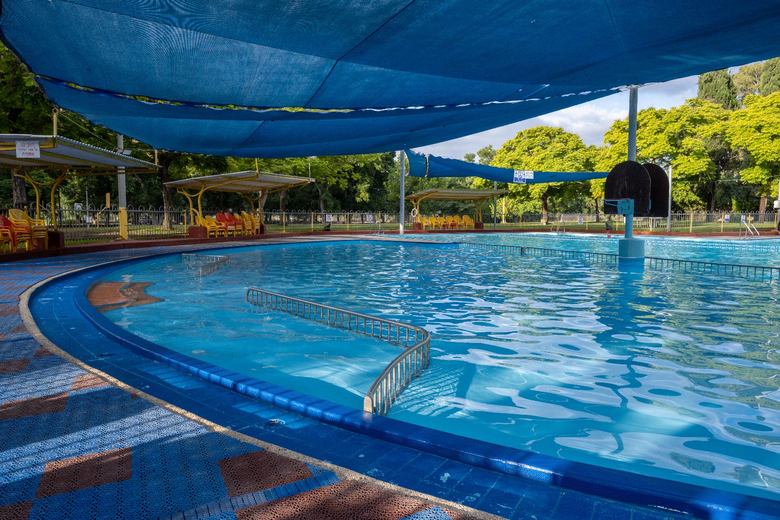 בריכת קיץ כפר מסריק